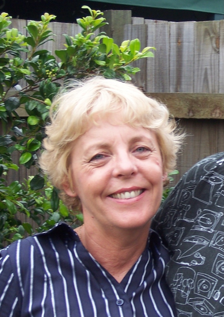 This image has an empty alt attribute; its file name is 100_1129.jpg